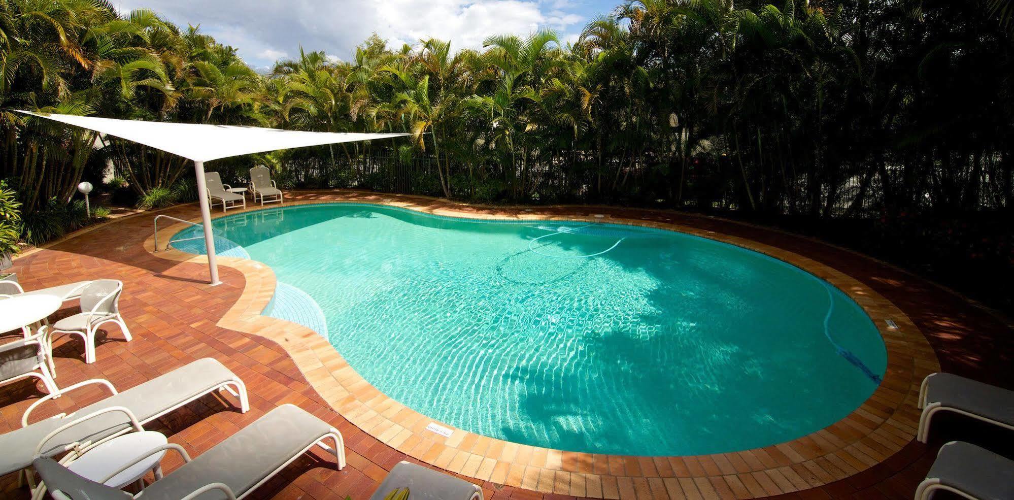 Ocean Sands Resort Gold Coast Exterior photo